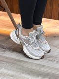 NIKE V2K BEIGE